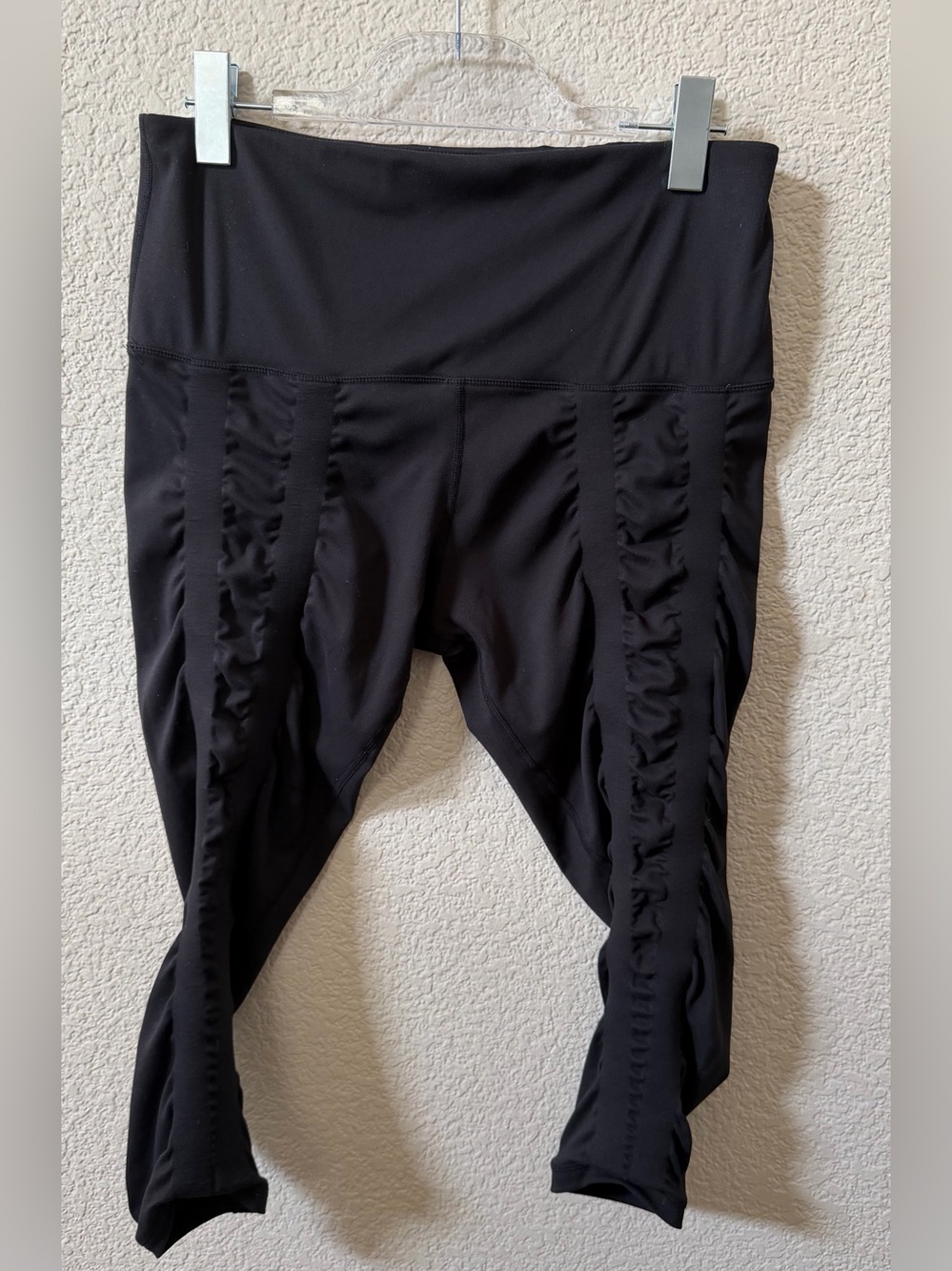 Sweetflexx Women’s Size 12 Black Resistance Crop Legging High Rise 20"